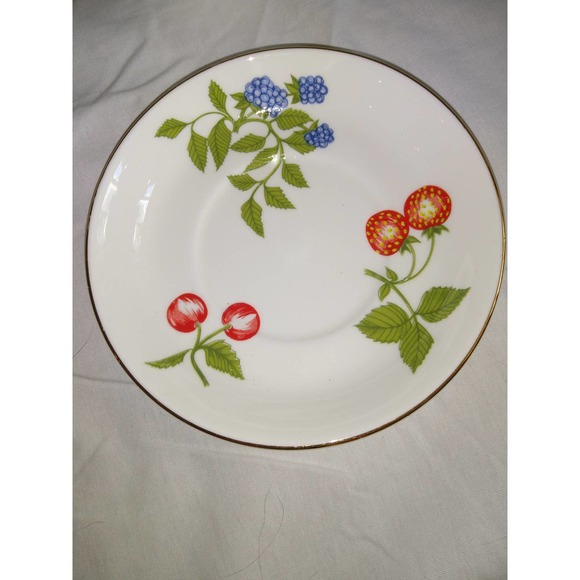 Staffordshire berries design set of mugs and saucers (set of 9) - Picture 5 of 10